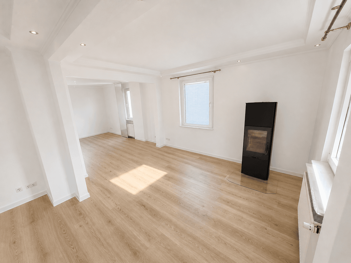 Pronájem bytu 3+kk 118 m², Gerhart-Hauptmann-Straße 14, Neustadt am Rübenberge, Dolní Sasko Pronájem bytu 3+kk 118 m², Gerhart-Hauptmann-Straße 14, Neustadt am Rübenberge, Dolní Sasko