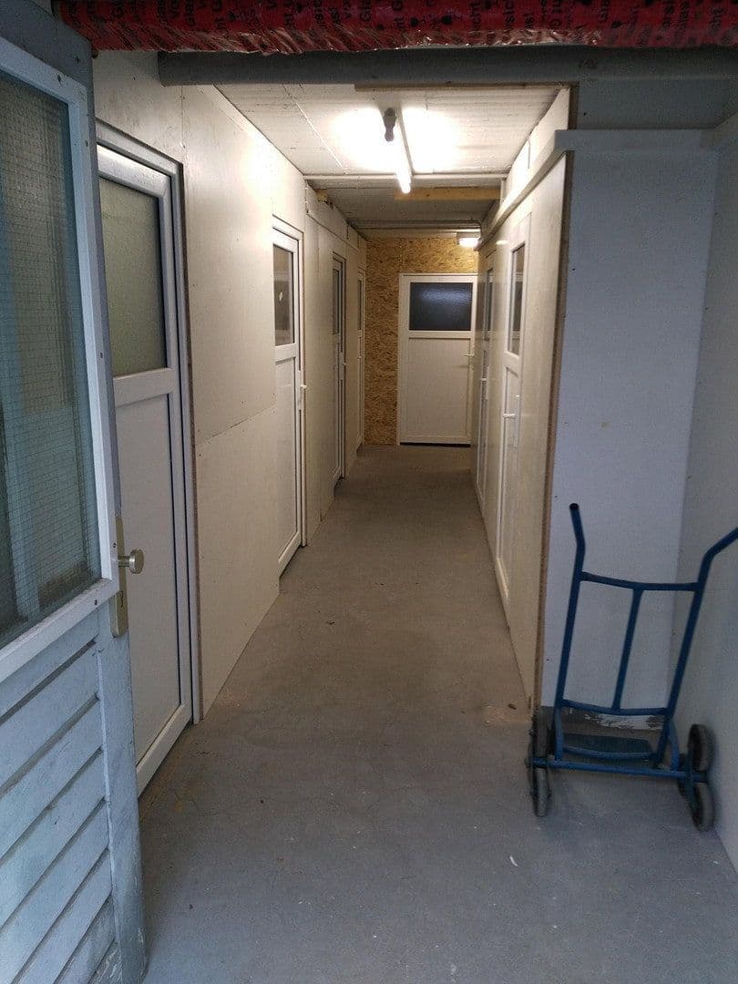 Pronájem nebytového prostoru 4 m², Stuttgart, Bádensko-Württembersko Pronájem nebytového prostoru 4 m², Stuttgart, Bádensko-Württembersko