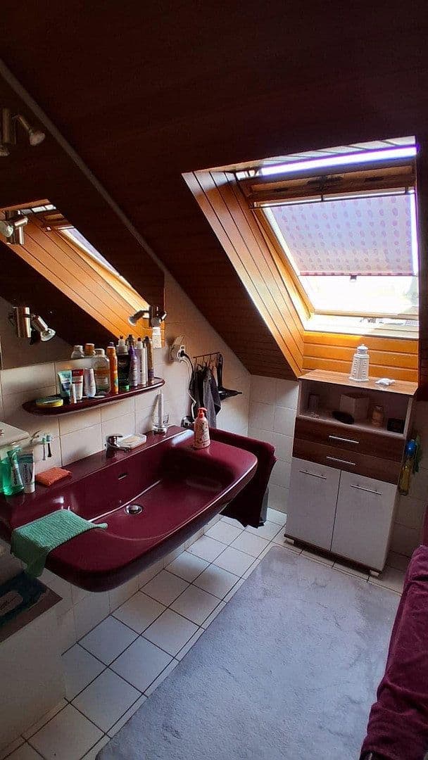 Pronájem bytu 4+1 90 m², Aueteichstrasse 30, Wolfsburg, Dolní Sasko Pronájem bytu 4+1 90 m², Aueteichstrasse 30, Wolfsburg, Dolní Sasko