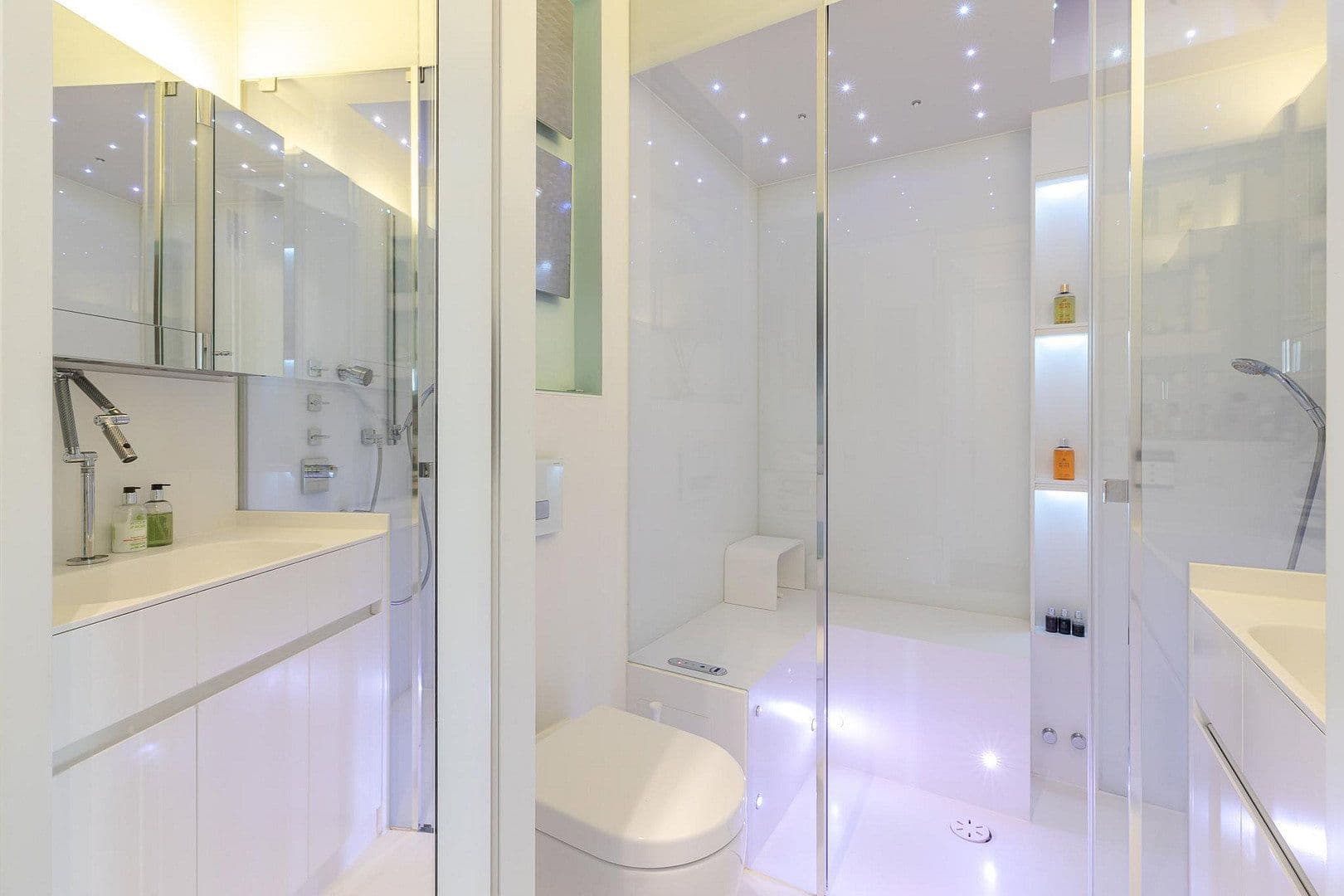 Pronájem bytu 4+kk 171 m², München, Bavorsko Pronájem bytu 4+kk 171 m², München, Bavorsko