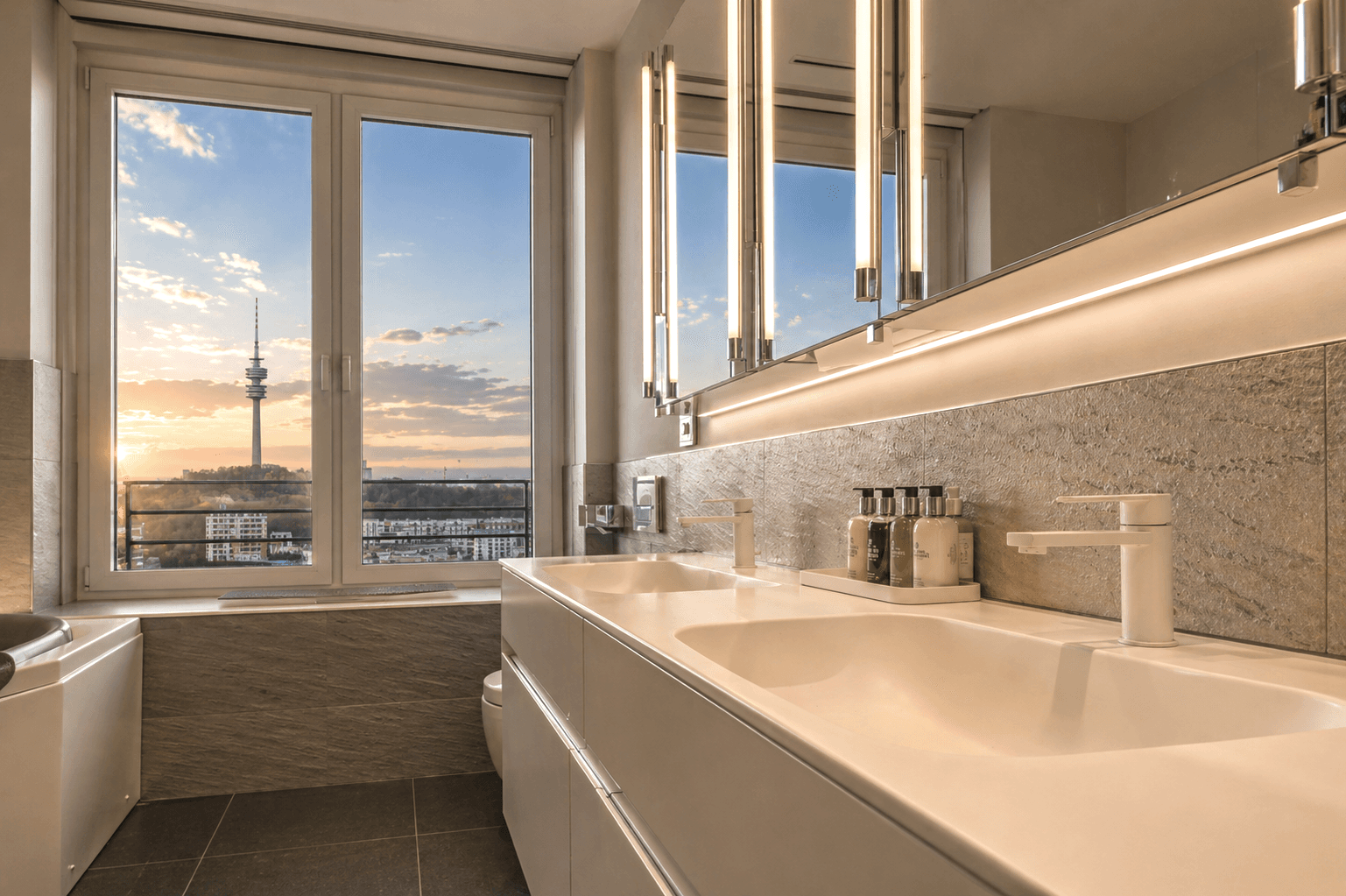 Pronájem bytu 4+kk 171 m², München, Bavorsko Pronájem bytu 4+kk 171 m², München, Bavorsko