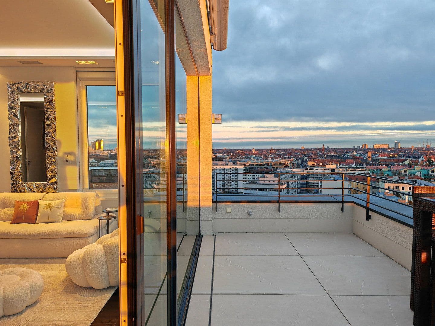 Pronájem bytu 4+kk 171 m², München, Bavorsko Pronájem bytu 4+kk 171 m², München, Bavorsko