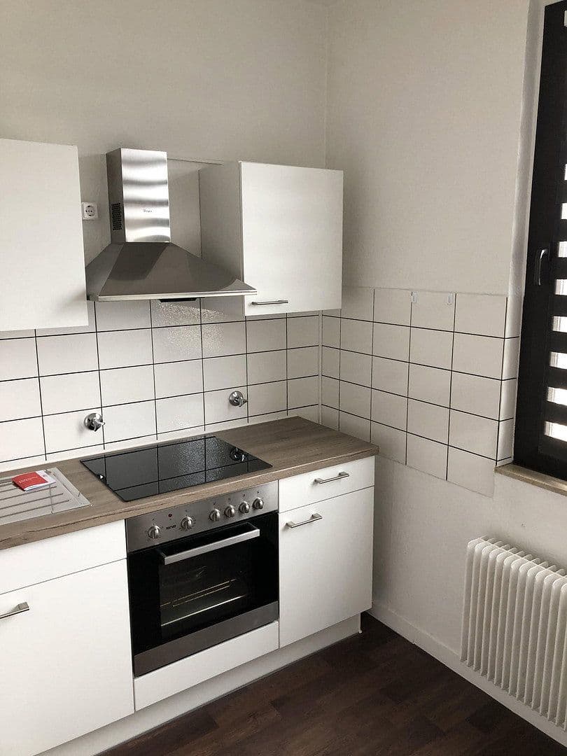 Pronájem bytu 2+1 36 m², Marktstraße 148, Oberhausen, Severní Porýní-Vestfálsko Pronájem bytu 2+1 36 m², Marktstraße 148, Oberhausen, Severní Porýní-Vestfálsko
