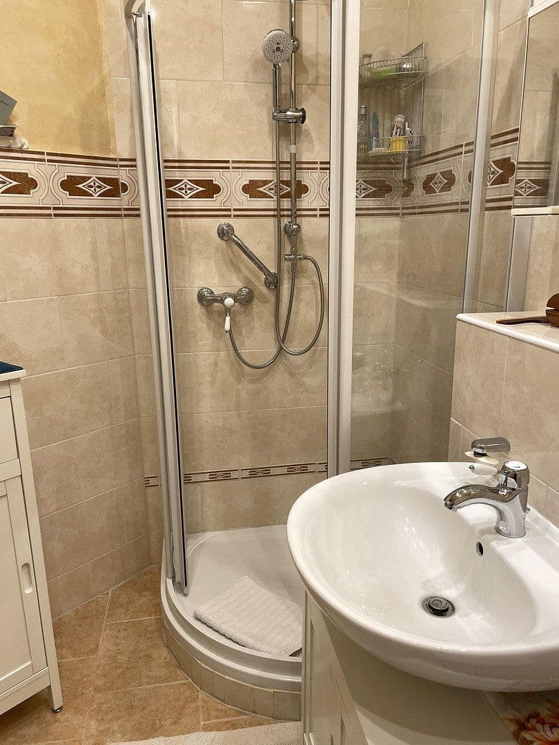 Prodej domu 550 m², pozemek 235 m², Mönchengladbach, Severní Porýní-Vestfálsko Prodej domu 550 m², pozemek 235 m², Mönchengladbach, Severní Porýní-Vestfálsko
