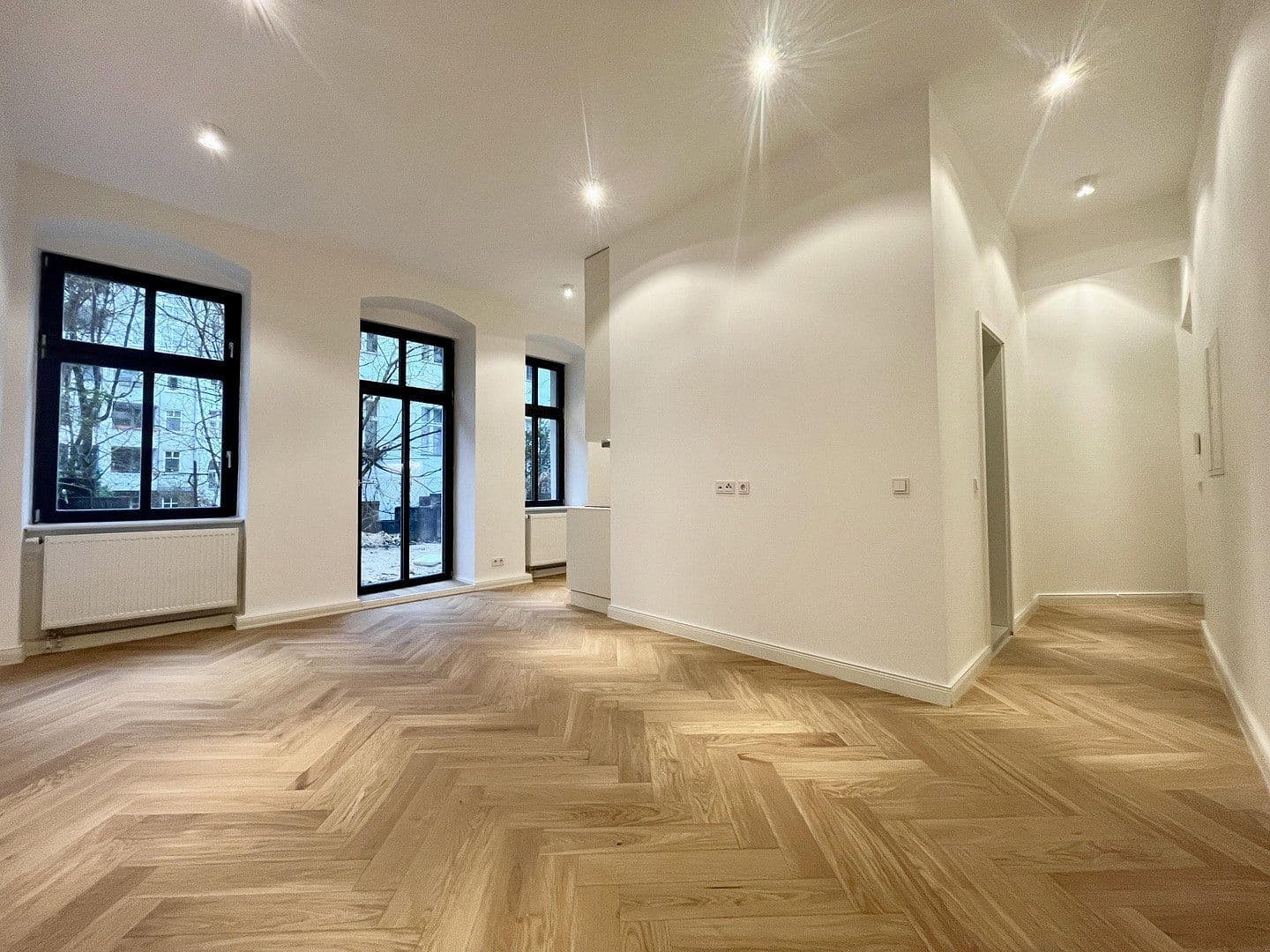 Pronájem bytu 1+1 40 m², Schöneberger Str. 9, Berlin, Berlín Pronájem bytu 1+1 40 m², Schöneberger Str. 9, Berlin, Berlín