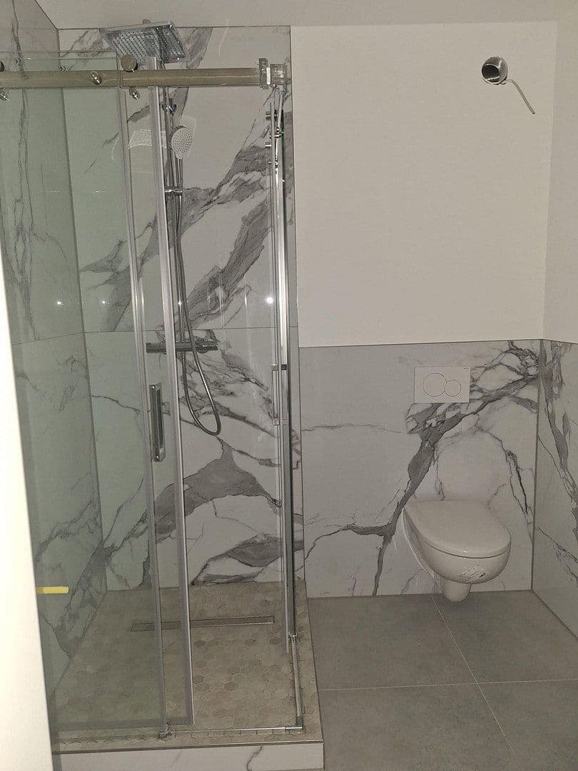 Pronájem bytu 3+1 76 m², Schmidtstraße 12, Rüdesheim am Rhein, Hessen Pronájem bytu 3+1 76 m², Schmidtstraße 12, Rüdesheim am Rhein, Hessen