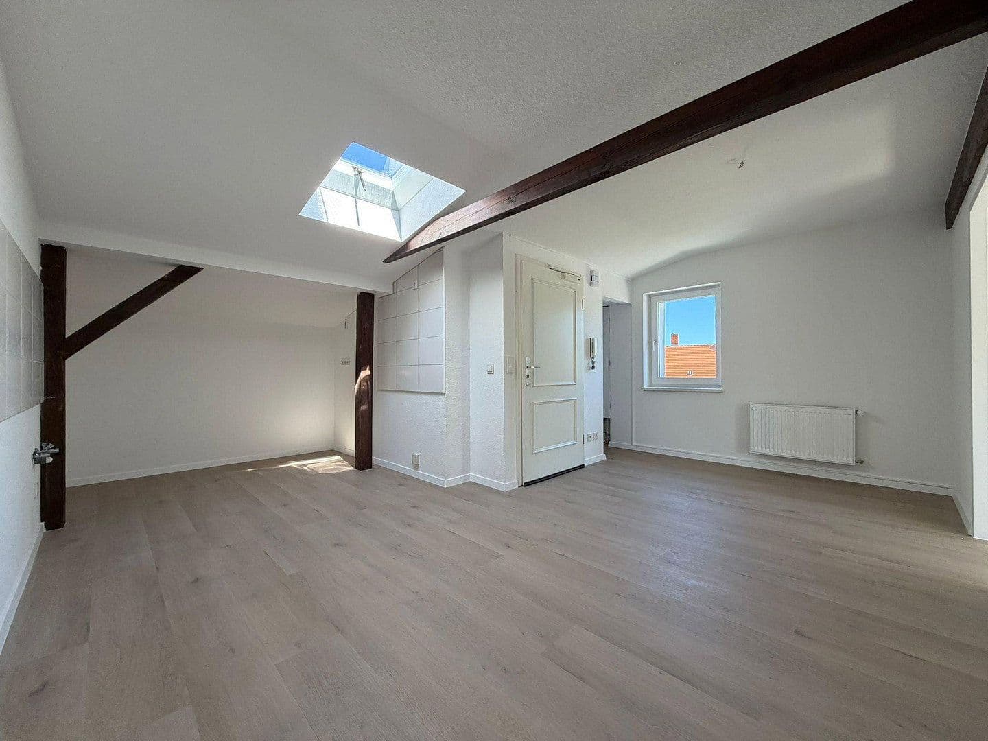 Pronájem bytu 3+1 85 m², Schneiderstraße 21, Eberswalde, Braniborsko Pronájem bytu 3+1 85 m², Schneiderstraße 21, Eberswalde, Braniborsko