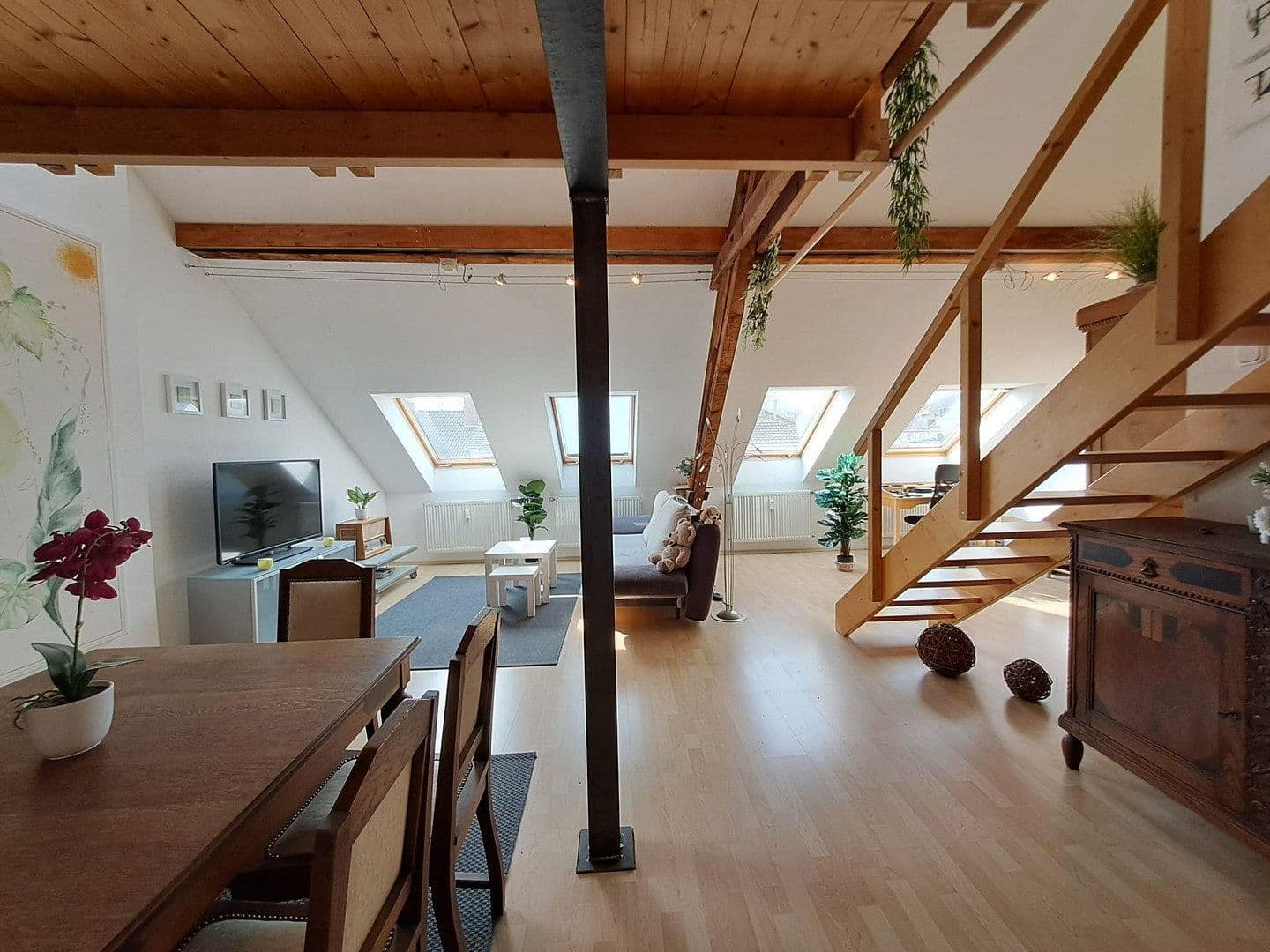 Prodej bytu 1+kk 77 m², Junkerstr. 58, Cáchy, Severní Porýní-Vestfálsko Prodej bytu 1+kk 77 m², Junkerstr. 58, Cáchy, Severní Porýní-Vestfálsko