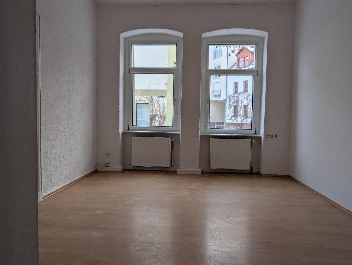 Pronájem bytu 2+1 60 m², Triftstr. 29, Halle, Sasko-Anhaltsko Pronájem bytu 2+1 60 m², Triftstr. 29, Halle, Sasko-Anhaltsko