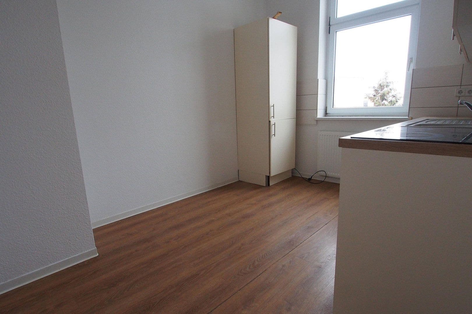 Pronájem bytu 3+1 83 m², Thomasiusstraße 40, Halle, Sasko-Anhaltsko Pronájem bytu 3+1 83 m², Thomasiusstraße 40, Halle, Sasko-Anhaltsko