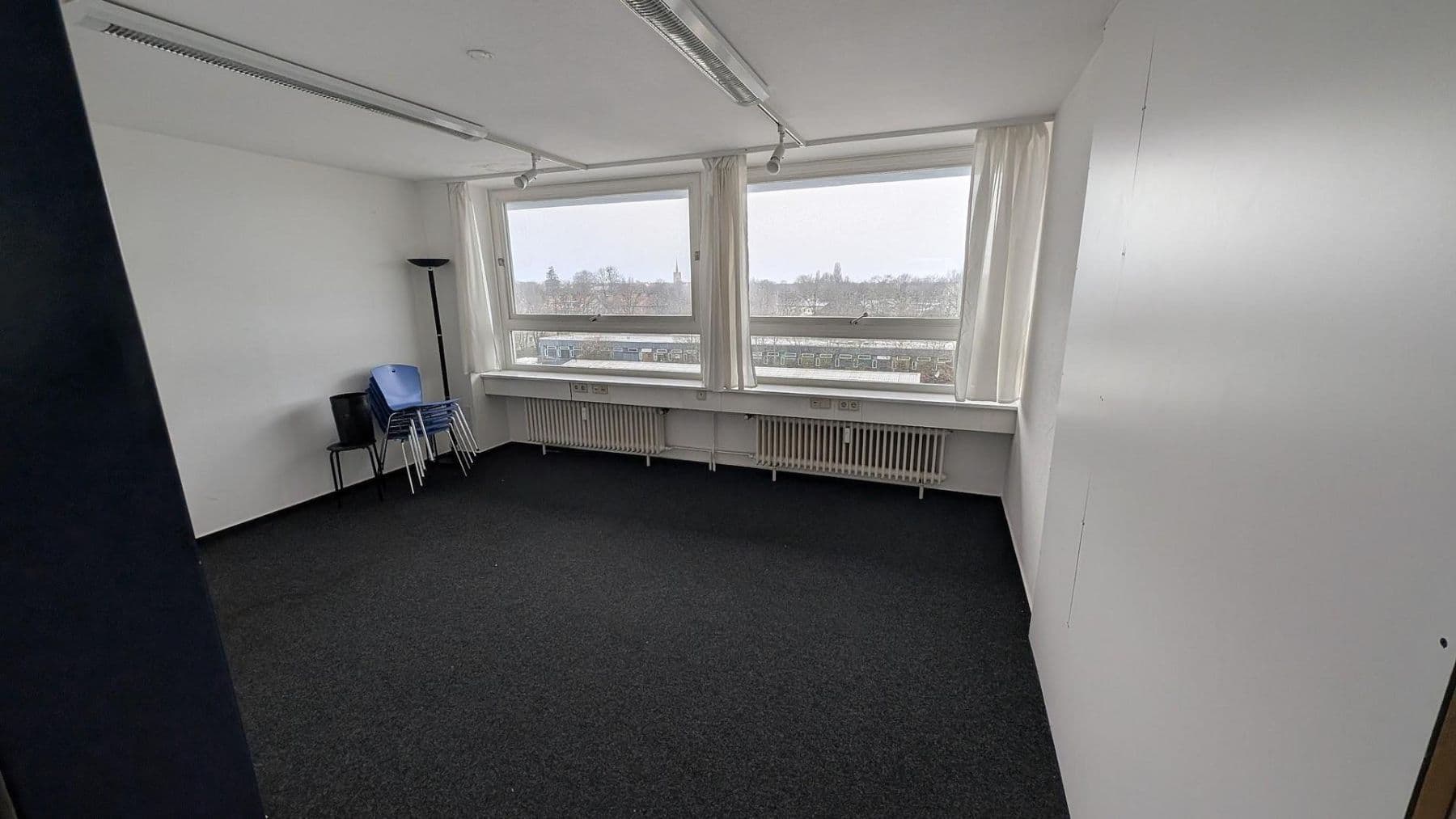 Pronájem kanceláře 26 m², Mengendamm 12, Hannover, Dolní Sasko Pronájem kanceláře 26 m², Mengendamm 12, Hannover, Dolní Sasko