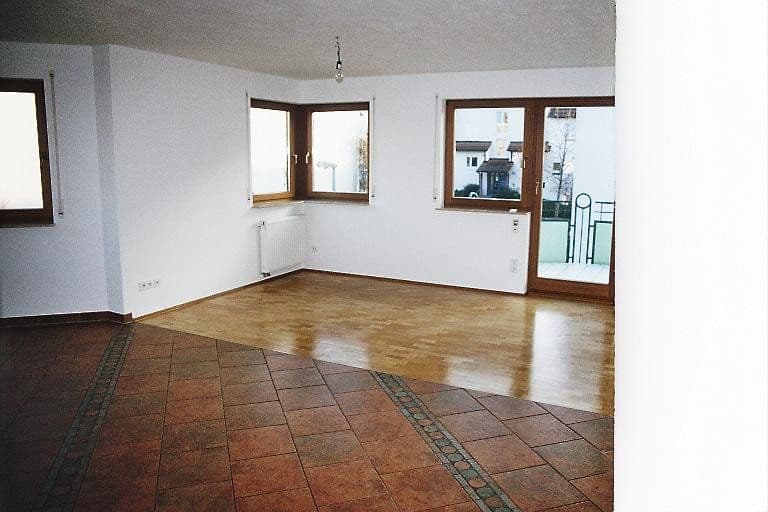 Pronájem bytu 4+kk 115 m², Filderstadt, Bádensko-Württembersko Pronájem bytu 4+kk 115 m², Filderstadt, Bádensko-Württembersko