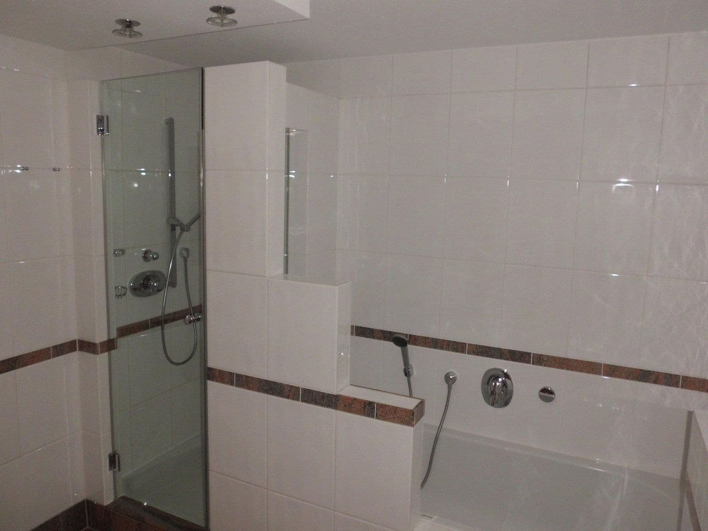 Pronájem bytu 4+kk 115 m², Filderstadt, Bádensko-Württembersko Pronájem bytu 4+kk 115 m², Filderstadt, Bádensko-Württembersko