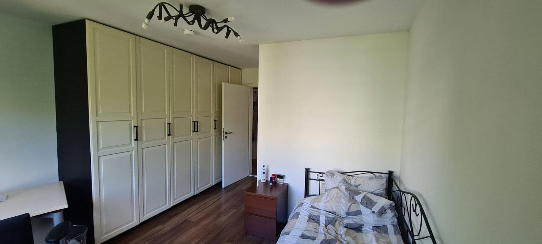 Prodej bytu 2+1 58 m², Engadinerstr. 32, München, Bavorsko Prodej bytu 2+1 58 m², Engadinerstr. 32, München, Bavorsko