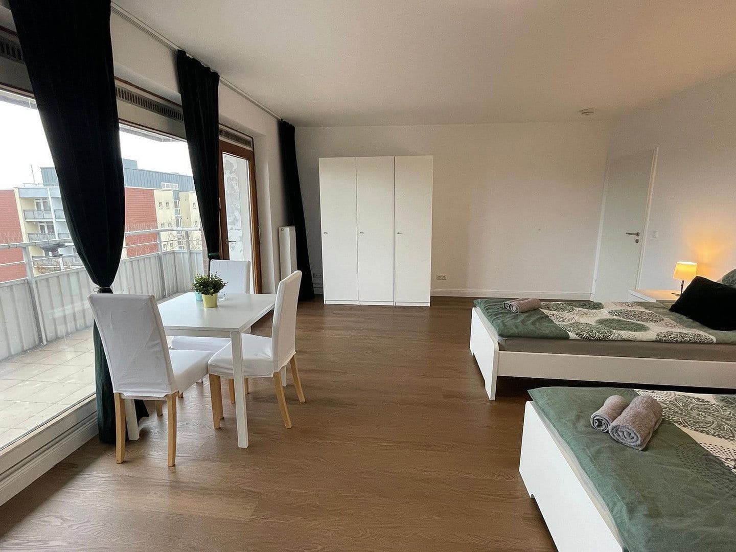 Pronájem bytu 5+1 120 m², Hamburg, Hamburg Pronájem bytu 5+1 120 m², Hamburg, Hamburg