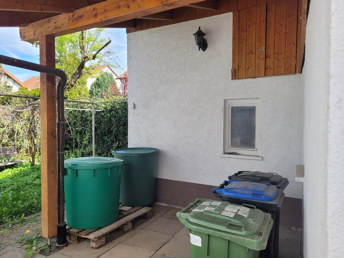 Prodej domu 145 m², pozemek 352 m², Herrenberg, Bádensko-Württembersko Prodej domu 145 m², pozemek 352 m², Herrenberg, Bádensko-Württembersko