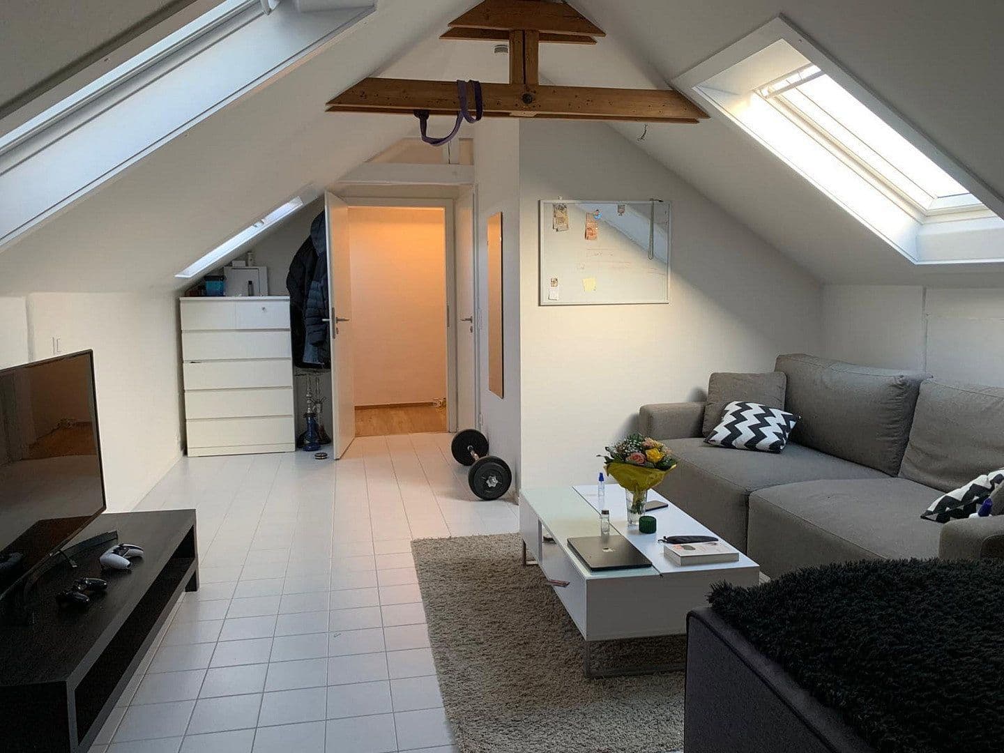 Prodej domu 145 m², pozemek 352 m², Herrenberg, Bádensko-Württembersko Prodej domu 145 m², pozemek 352 m², Herrenberg, Bádensko-Württembersko