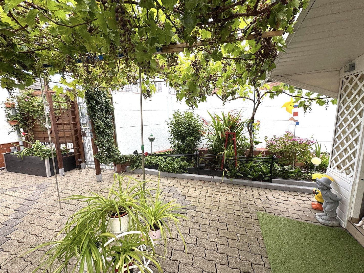 Prodej domu 124 m², pozemek 339 m², Karbachstr. 2, Neuwied, Porýní-Falc Prodej domu 124 m², pozemek 339 m², Karbachstr. 2, Neuwied, Porýní-Falc
