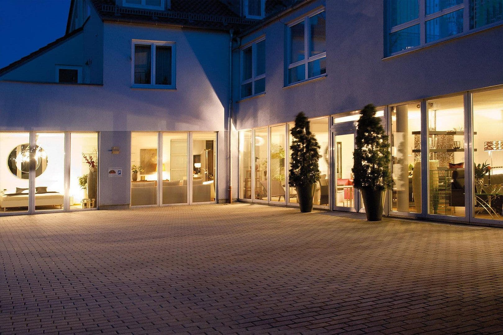 Prodej nebytového prostoru 281 m², Graflinger Str. 10, Deggendorf, Bavorsko Prodej nebytového prostoru 281 m², Graflinger Str. 10, Deggendorf, Bavorsko