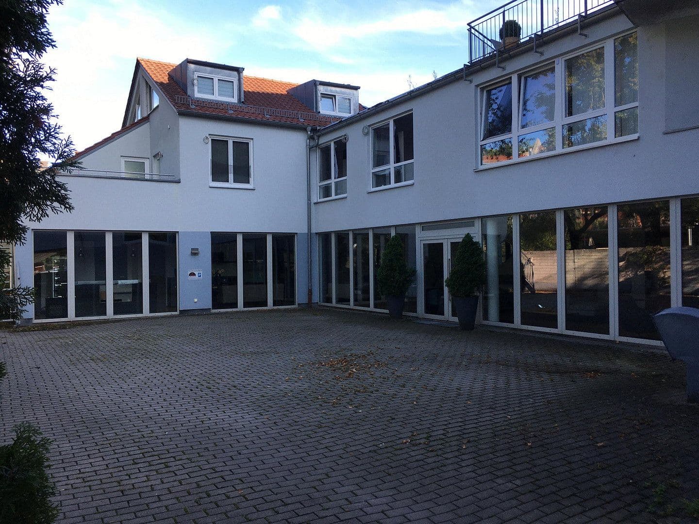 Prodej nebytového prostoru 281 m², Graflinger Str. 10, Deggendorf, Bavorsko Prodej nebytového prostoru 281 m², Graflinger Str. 10, Deggendorf, Bavorsko