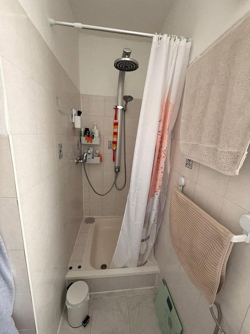 Prodej domu 150 m², pozemek 573 m², Köppenweg 9, Einbeck, Dolní Sasko Prodej domu 150 m², pozemek 573 m², Köppenweg 9, Einbeck, Dolní Sasko