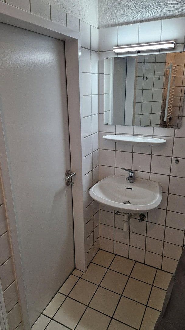 Pronájem bytu 2+1 27 m², Cáchy, Severní Porýní-Vestfálsko Pronájem bytu 2+1 27 m², Cáchy, Severní Porýní-Vestfálsko