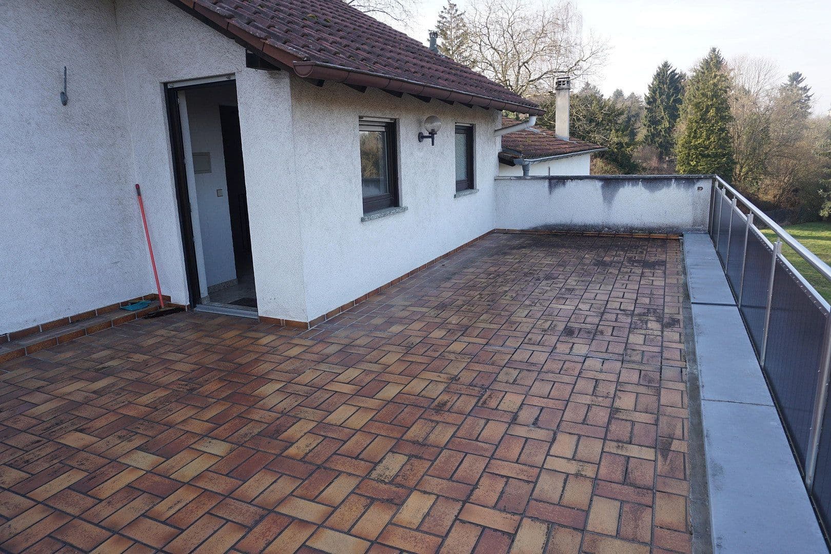 Prodej domu 162 m², pozemek 932 m², Bruchsal, Bádensko-Württembersko Prodej domu 162 m², pozemek 932 m², Bruchsal, Bádensko-Württembersko