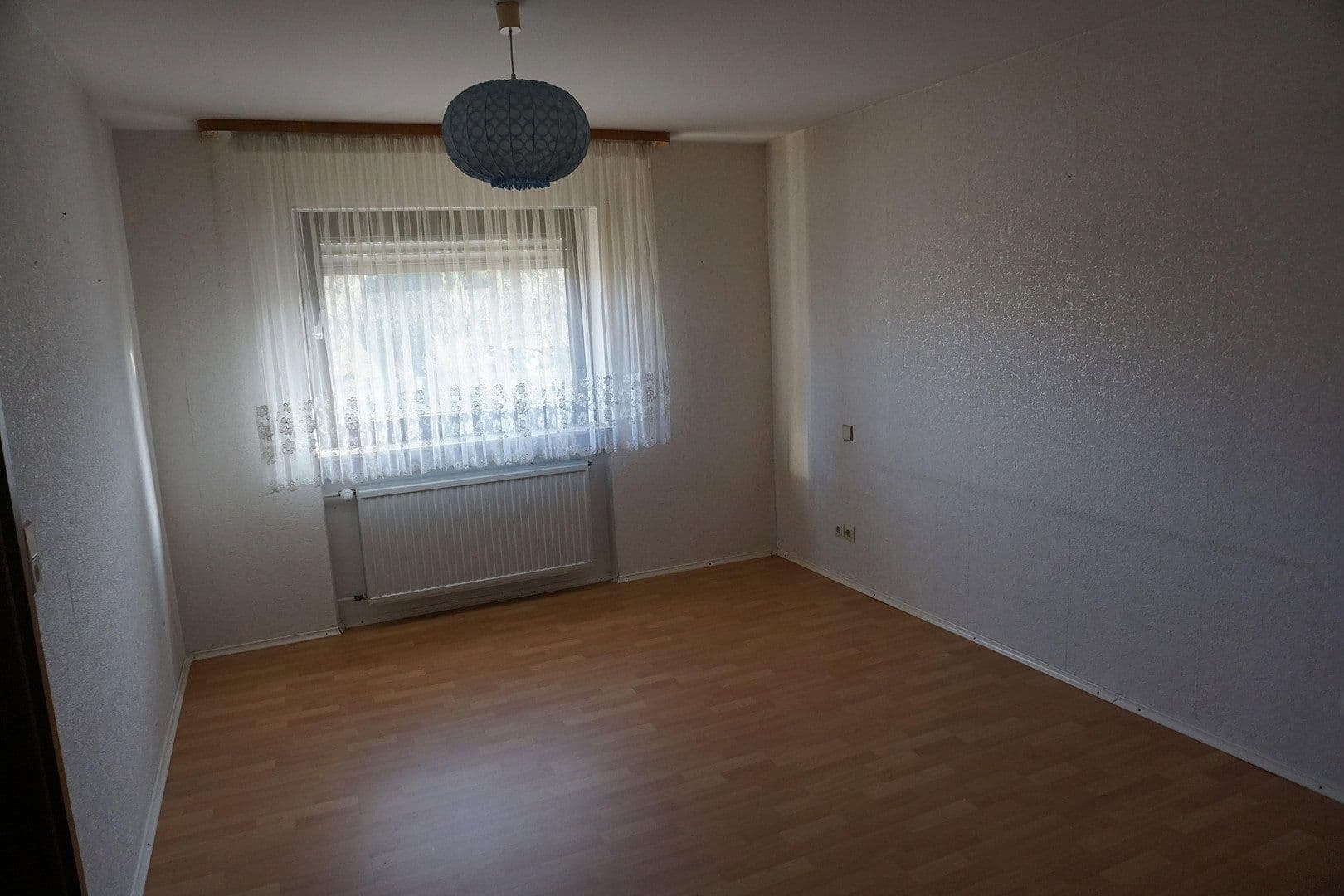 Prodej domu 162 m², pozemek 932 m², Bruchsal, Bádensko-Württembersko Prodej domu 162 m², pozemek 932 m², Bruchsal, Bádensko-Württembersko
