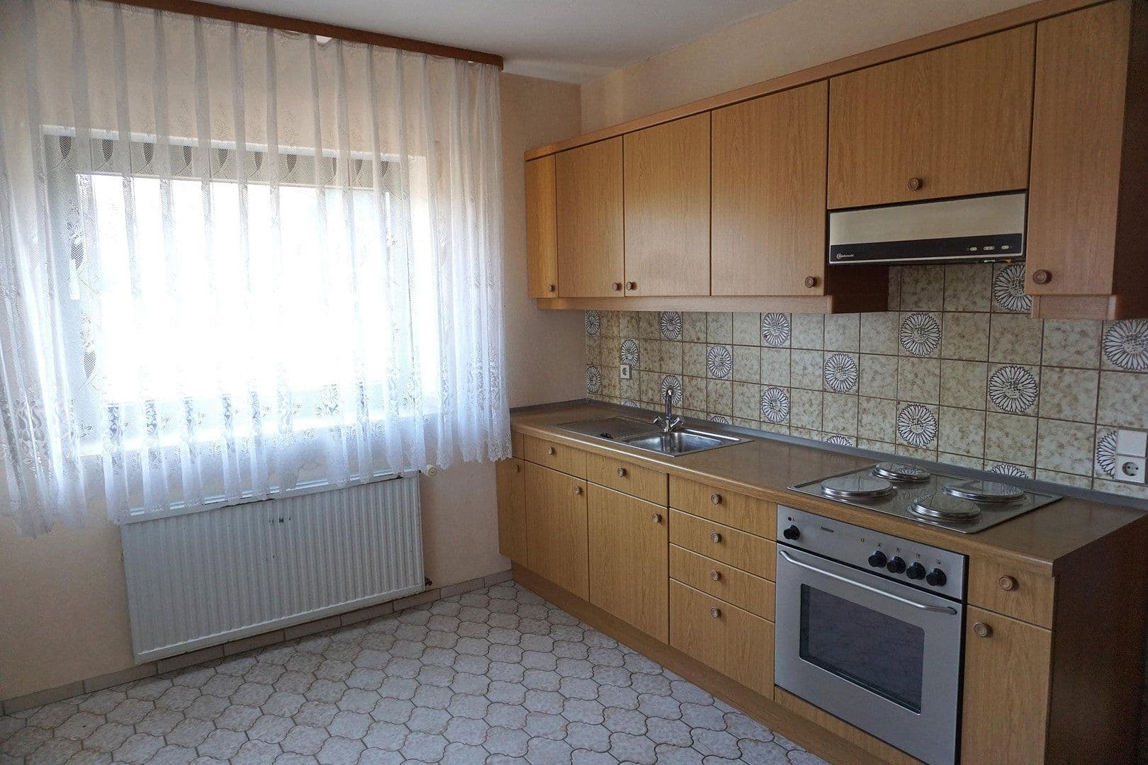 Prodej domu 162 m², pozemek 932 m², Bruchsal, Bádensko-Württembersko Prodej domu 162 m², pozemek 932 m², Bruchsal, Bádensko-Württembersko