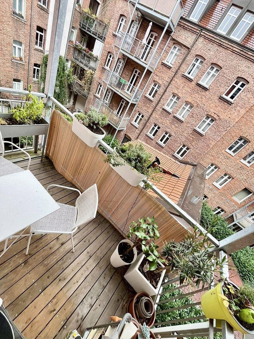 Pronájem bytu 3+1 60 m², Reichstr. 0, Nürnberg, Bavorsko Pronájem bytu 3+1 60 m², Reichstr. 0, Nürnberg, Bavorsko