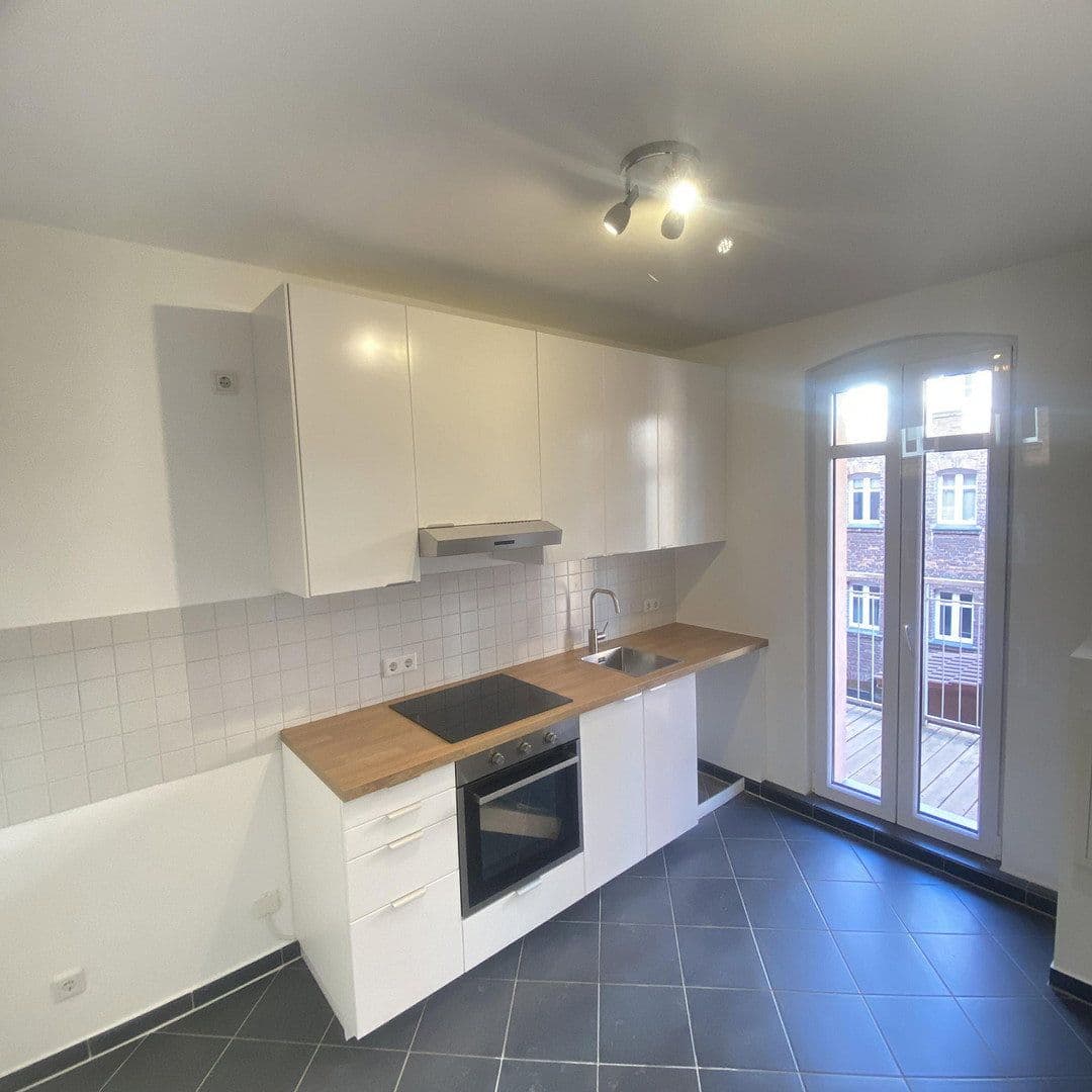 Pronájem bytu 3+1 60 m², Reichstr. 0, Nürnberg, Bavorsko Pronájem bytu 3+1 60 m², Reichstr. 0, Nürnberg, Bavorsko