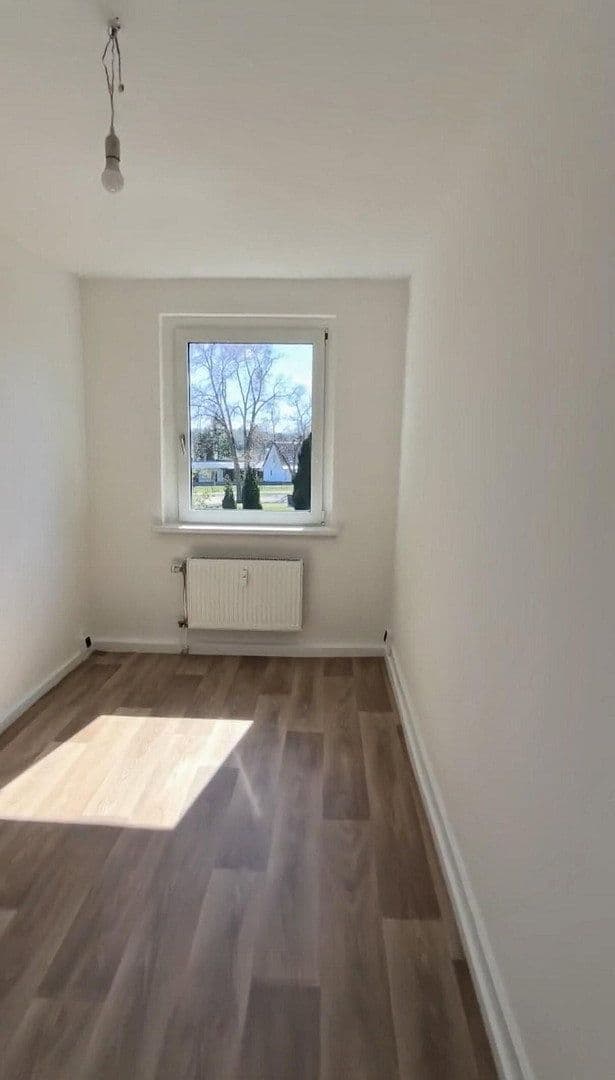 Pronájem bytu 3+1 57 m², Glambecker Str. 23- 24 - 25a - 26a - 27a, Joachimsthal, Braniborsko Pronájem bytu 3+1 57 m², Glambecker Str. 23- 24 - 25a - 26a - 27a, Joachimsthal, Braniborsko