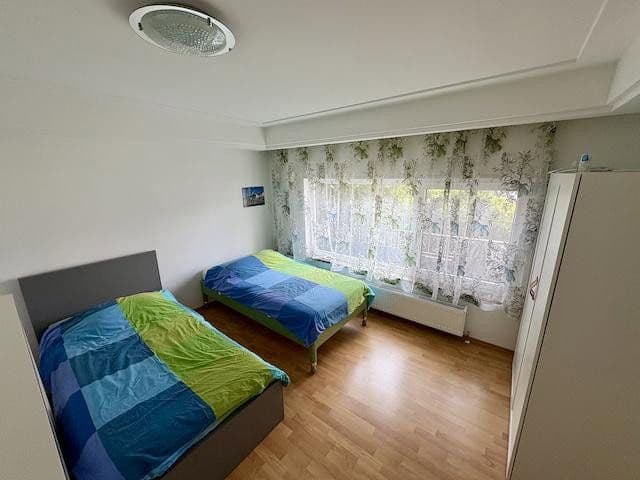 Prodej domu 203 m², pozemek 540 m², Markgröningen, Bádensko-Württembersko Prodej domu 203 m², pozemek 540 m², Markgröningen, Bádensko-Württembersko