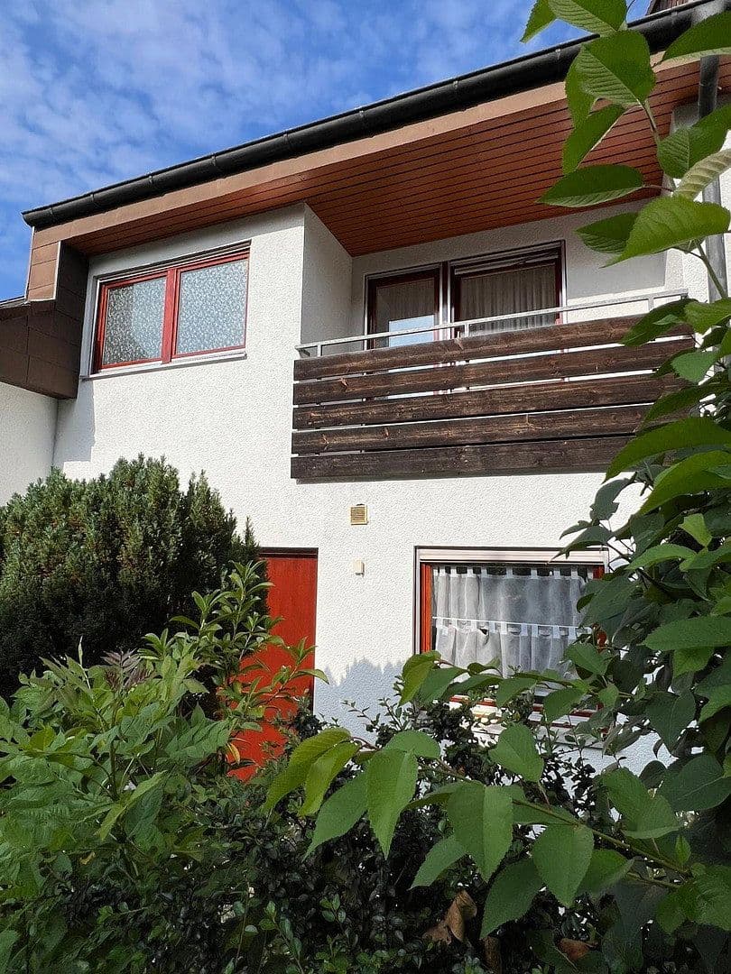 Prodej domu 151 m², pozemek 212 m², Schorndorf, Bádensko-Württembersko Prodej domu 151 m², pozemek 212 m², Schorndorf, Bádensko-Württembersko