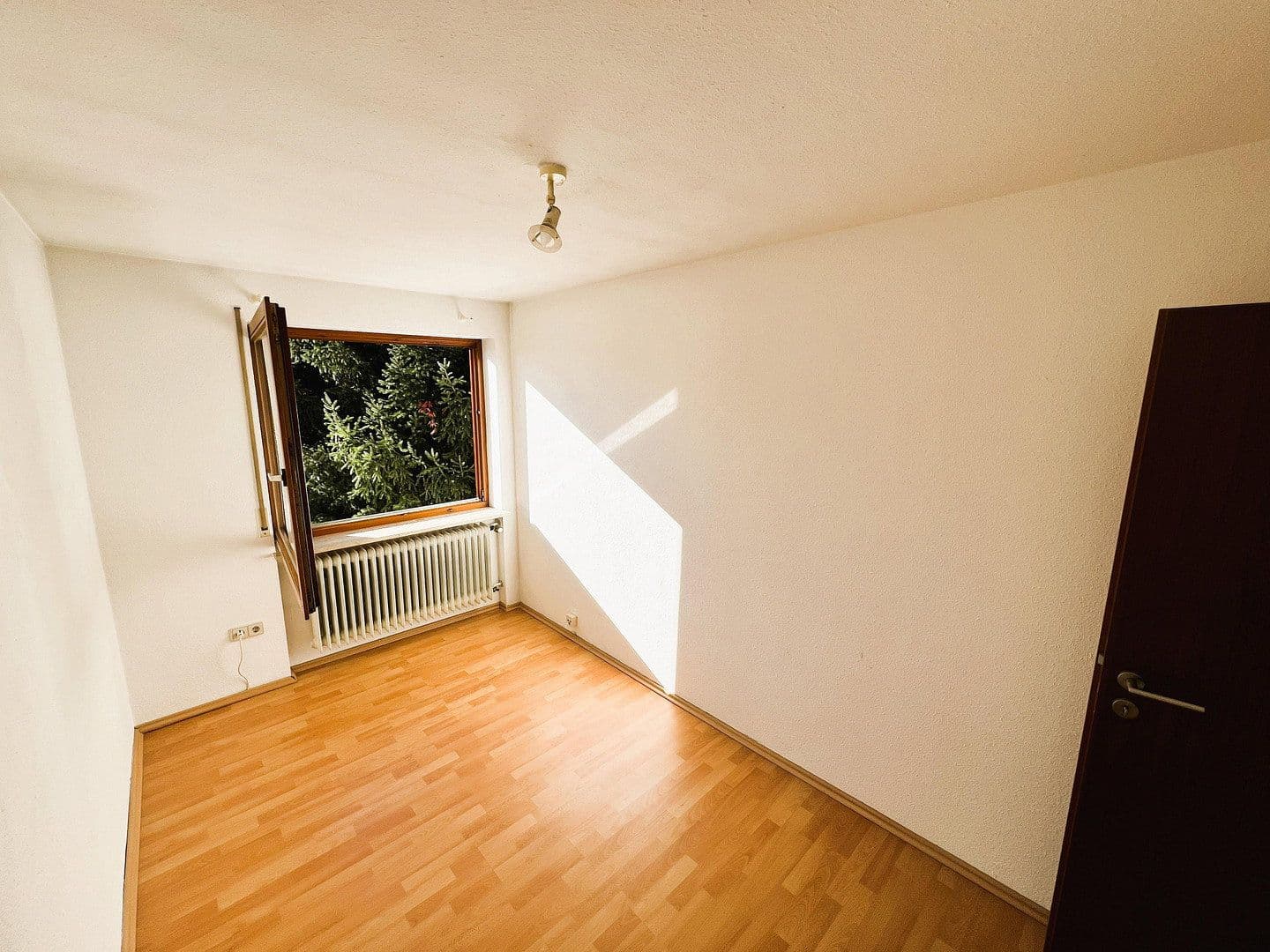 Prodej domu 151 m², pozemek 212 m², Schorndorf, Bádensko-Württembersko Prodej domu 151 m², pozemek 212 m², Schorndorf, Bádensko-Württembersko