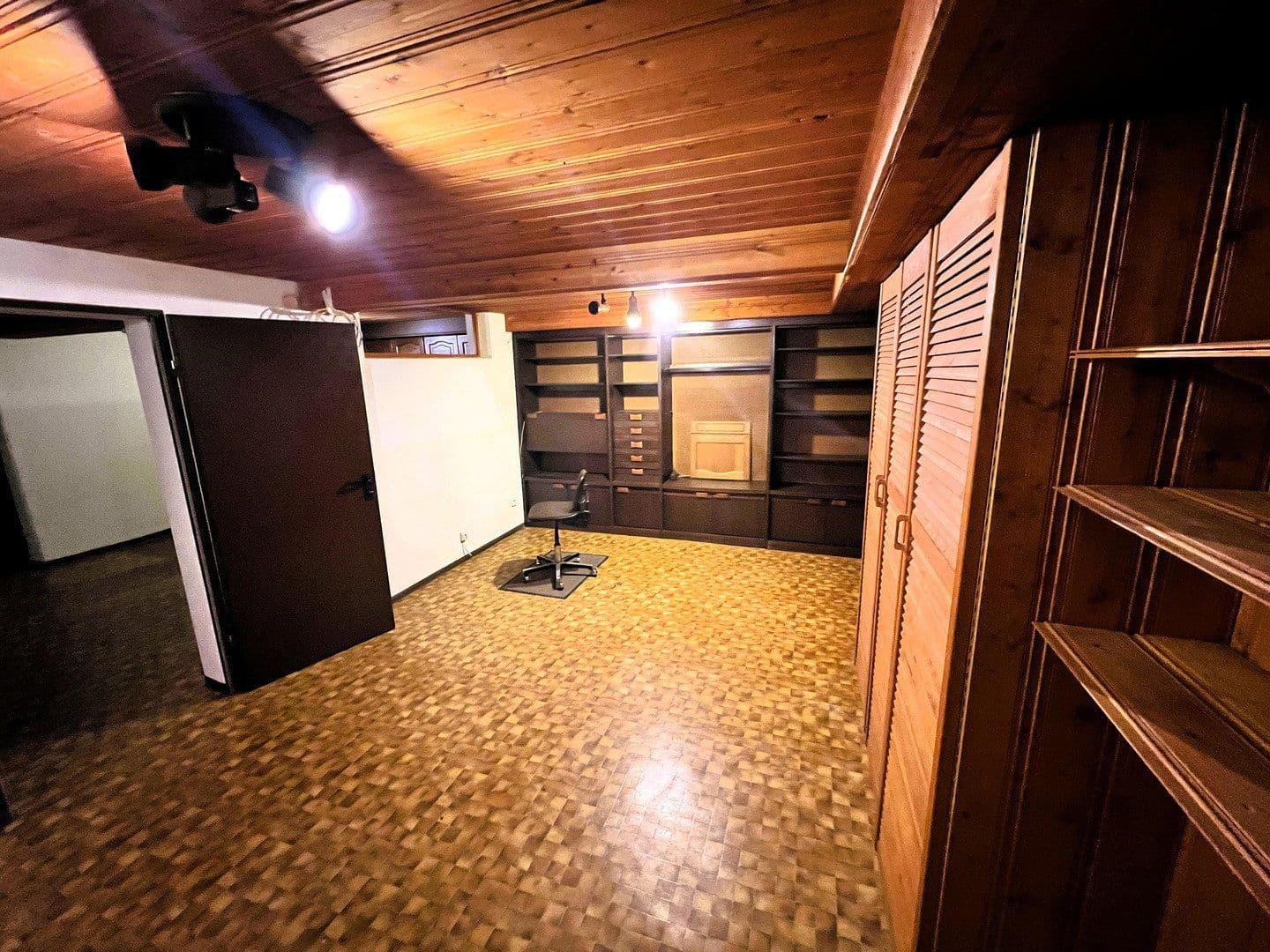 Prodej domu 151 m², pozemek 212 m², Schorndorf, Bádensko-Württembersko Prodej domu 151 m², pozemek 212 m², Schorndorf, Bádensko-Württembersko