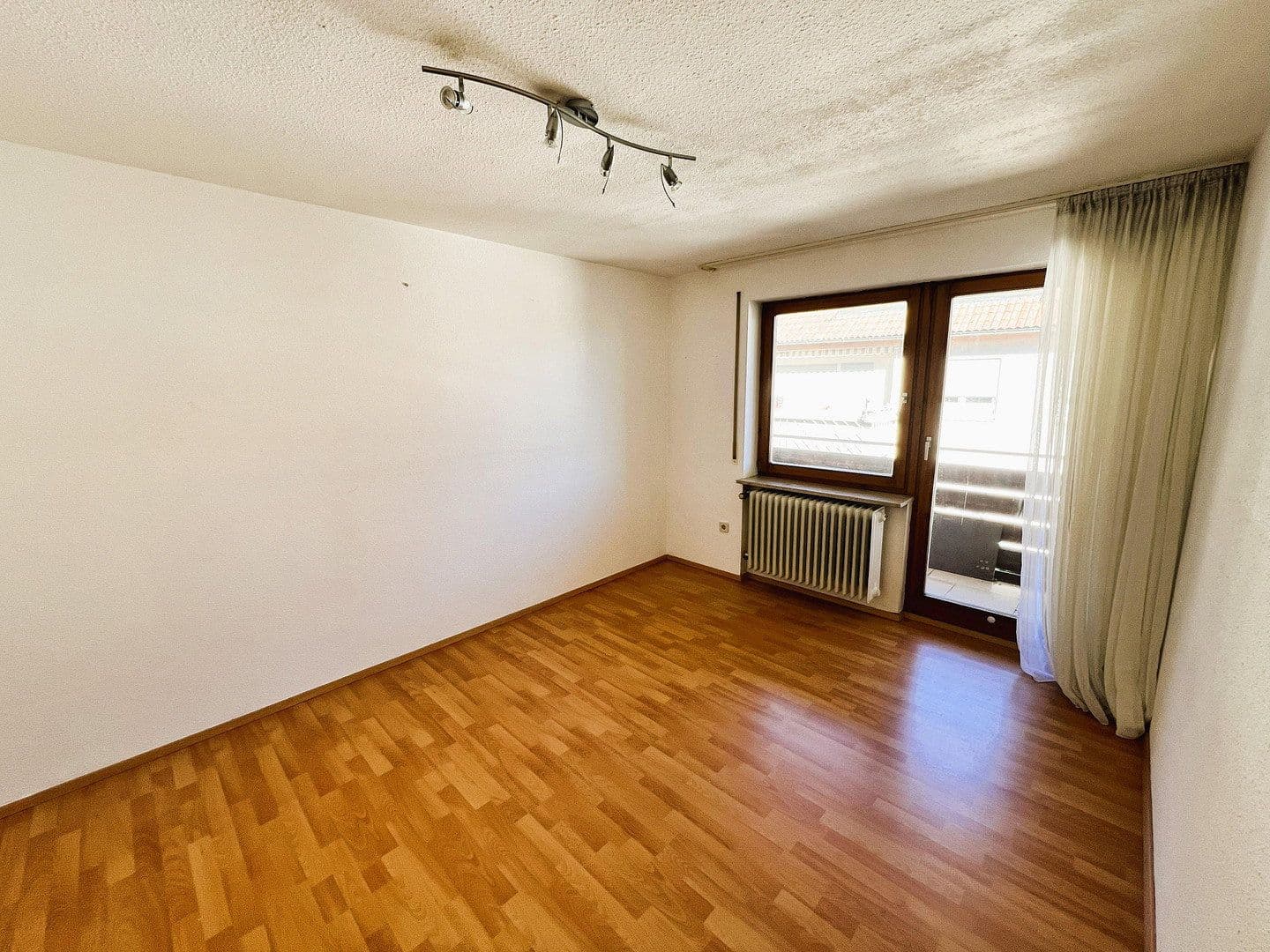 Prodej domu 151 m², pozemek 212 m², Schorndorf, Bádensko-Württembersko Prodej domu 151 m², pozemek 212 m², Schorndorf, Bádensko-Württembersko