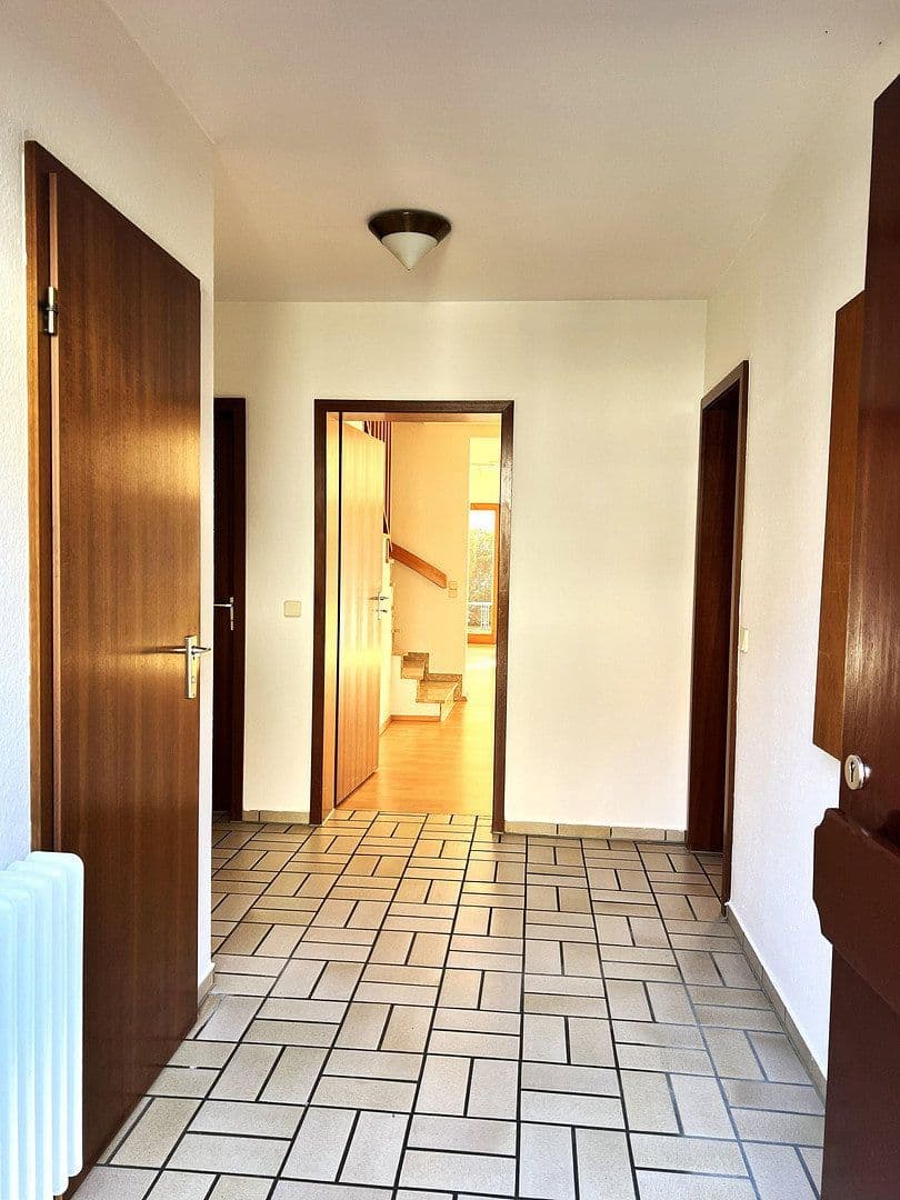Prodej domu 151 m², pozemek 212 m², Schorndorf, Bádensko-Württembersko Prodej domu 151 m², pozemek 212 m², Schorndorf, Bádensko-Württembersko