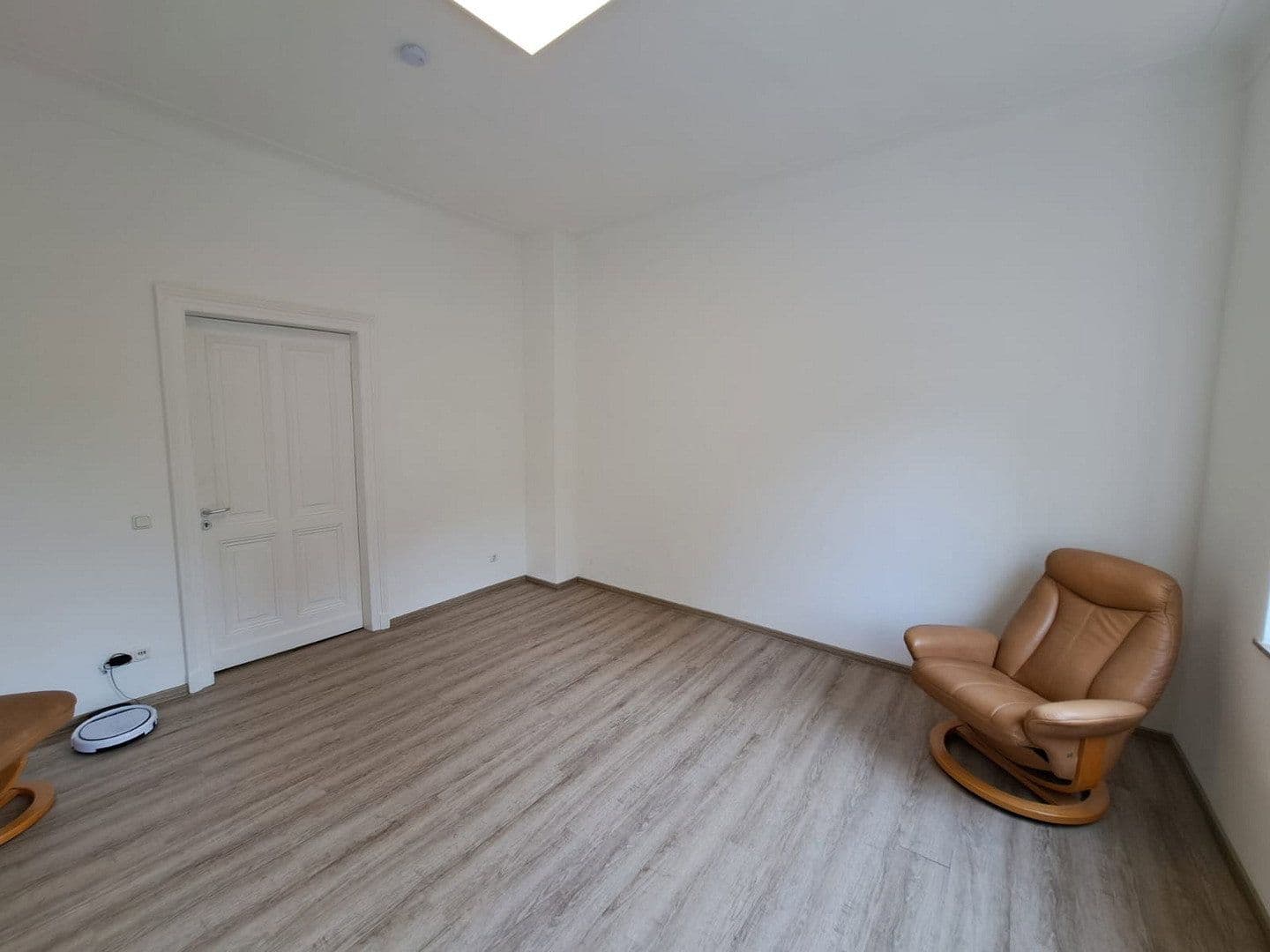 Pronájem bytu 2+1 40 m², Meerbusch, Severní Porýní-Vestfálsko Pronájem bytu 2+1 40 m², Meerbusch, Severní Porýní-Vestfálsko