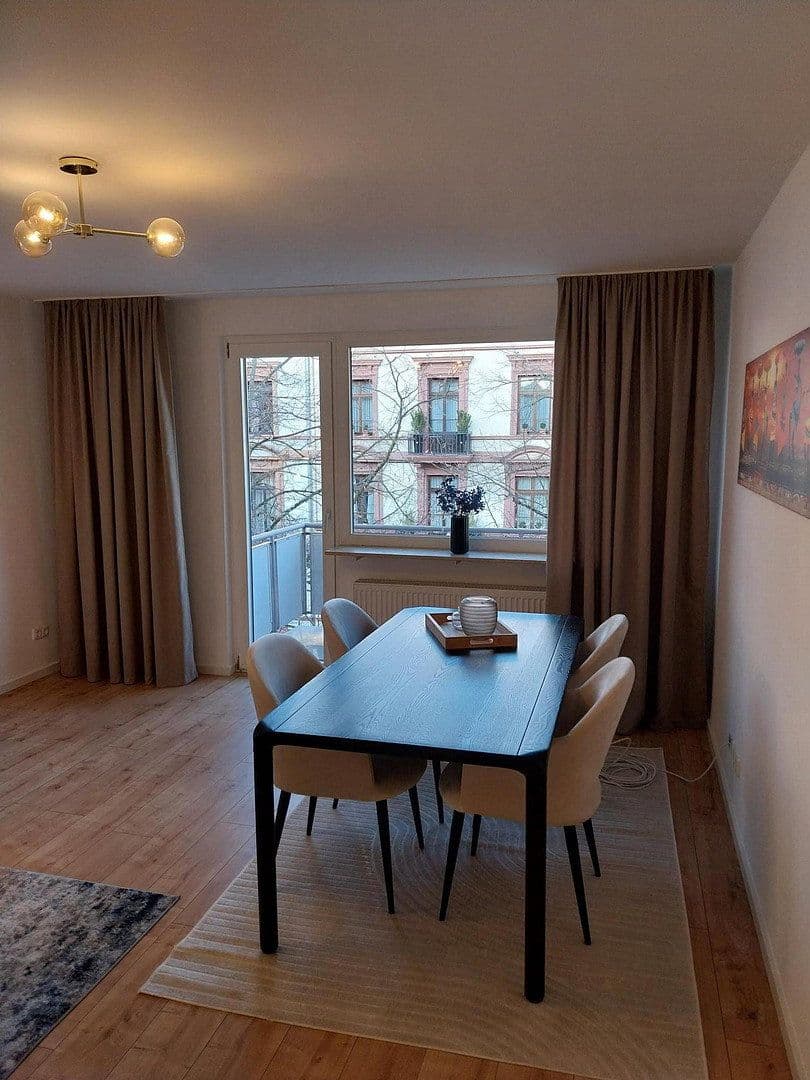 Pronájem bytu 3+1 76 m², Feldbergstraße 9, Frankfurt am Main, Hessen Pronájem bytu 3+1 76 m², Feldbergstraße 9, Frankfurt am Main, Hessen