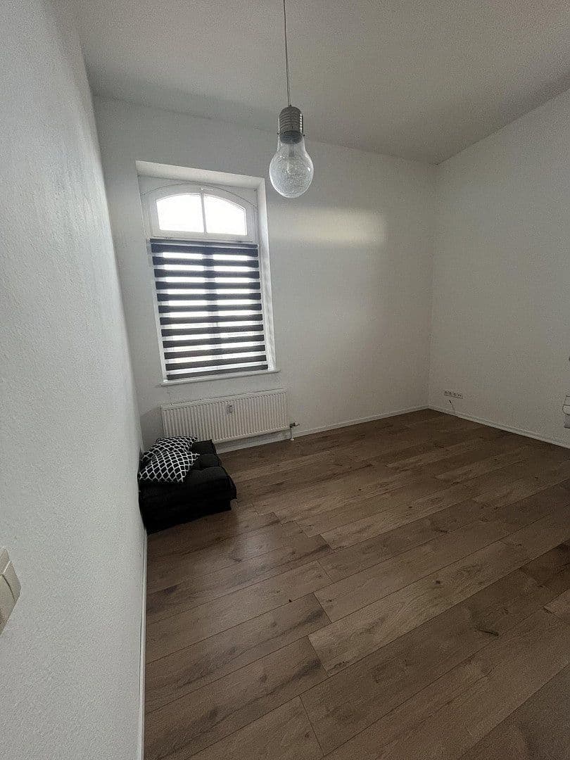 Pronájem bytu 2+1 47 m², Thamsbrücker Str. 49, Bad Langensalza, Durynsko Pronájem bytu 2+1 47 m², Thamsbrücker Str. 49, Bad Langensalza, Durynsko