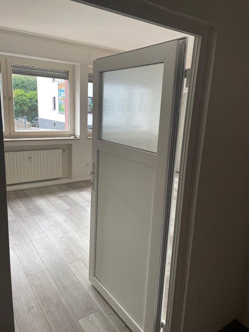 Pronájem bytu 1+kk 40 m², Bochum, Severní Porýní-Vestfálsko Pronájem bytu 1+kk 40 m², Bochum, Severní Porýní-Vestfálsko