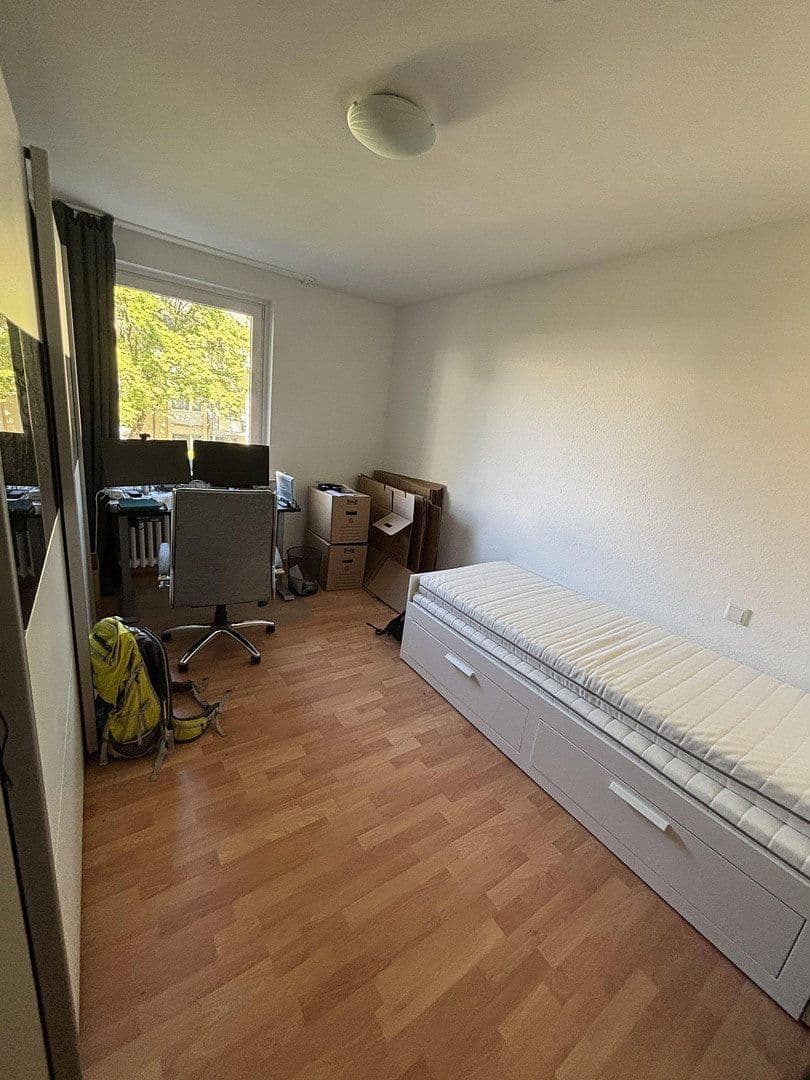 Pronájem bytu 3+1 82 m², Paracelsusstraße 7, Bonn, Severní Porýní-Vestfálsko Pronájem bytu 3+1 82 m², Paracelsusstraße 7, Bonn, Severní Porýní-Vestfálsko