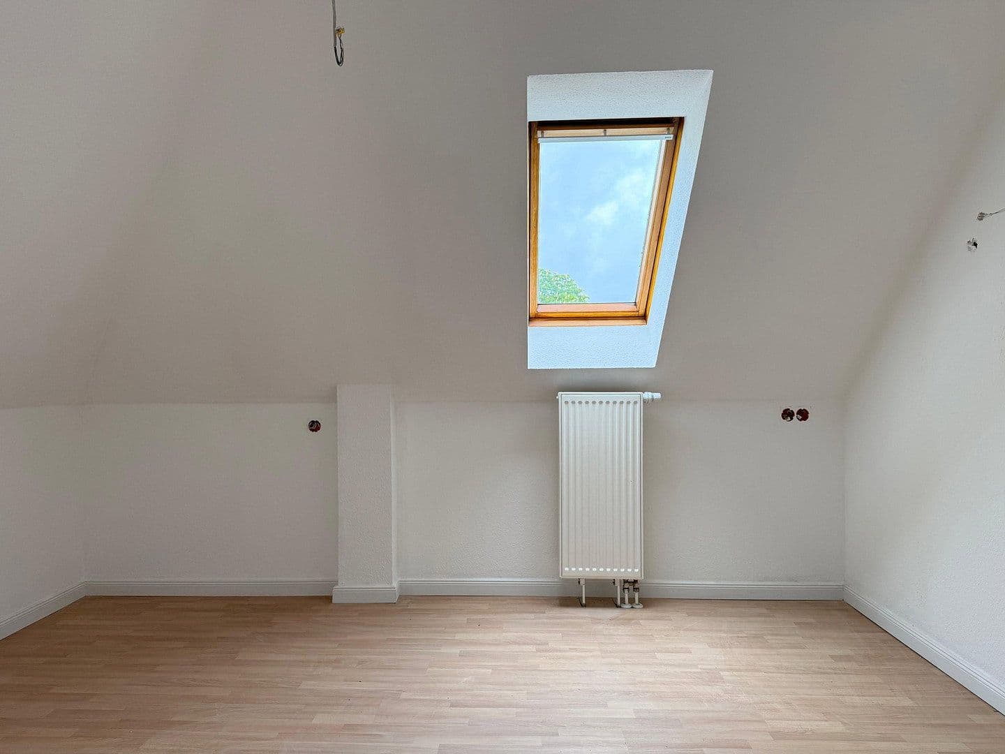 Pronájem bytu 4+1 91 m², Wernsdorfer Straße 7, Berlin Schmöckwitz, Berlín Pronájem bytu 4+1 91 m², Wernsdorfer Straße 7, Berlin Schmöckwitz, Berlín