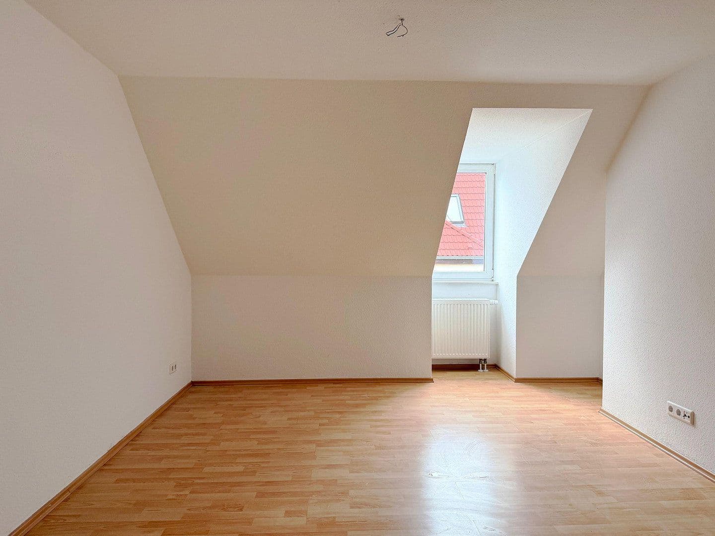 Pronájem bytu 4+1 91 m², Wernsdorfer Straße 7, Berlin Schmöckwitz, Berlín Pronájem bytu 4+1 91 m², Wernsdorfer Straße 7, Berlin Schmöckwitz, Berlín