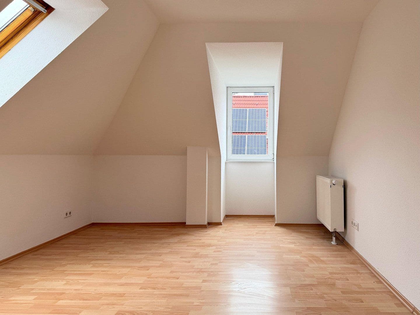Pronájem bytu 4+1 91 m², Wernsdorfer Straße 7, Berlin Schmöckwitz, Berlín Pronájem bytu 4+1 91 m², Wernsdorfer Straße 7, Berlin Schmöckwitz, Berlín