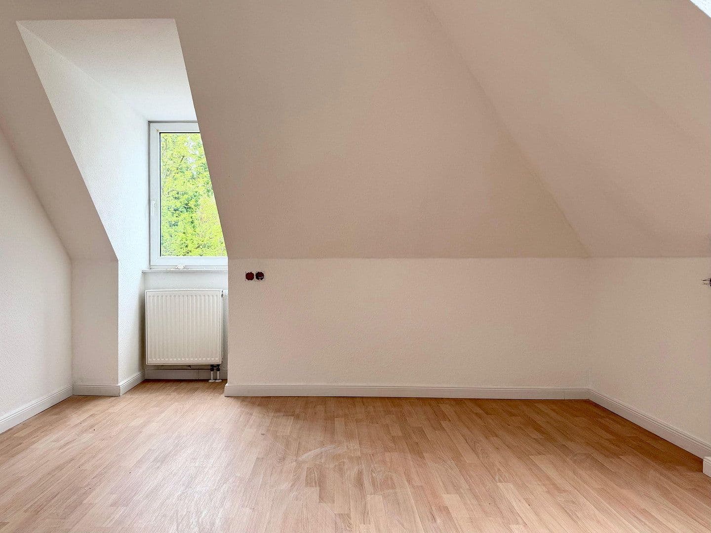 Pronájem bytu 4+1 91 m², Wernsdorfer Straße 7, Berlin Schmöckwitz, Berlín Pronájem bytu 4+1 91 m², Wernsdorfer Straße 7, Berlin Schmöckwitz, Berlín