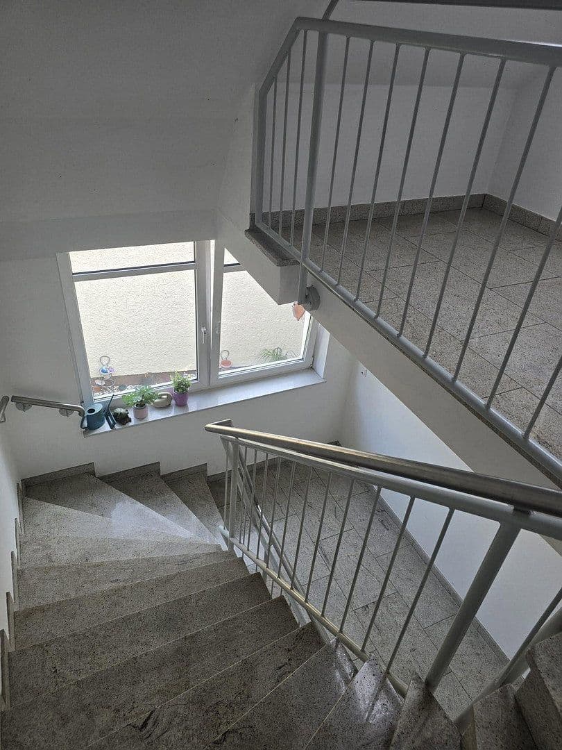 Pronájem bytu 4+1 91 m², Wernsdorfer Straße 7, Berlin Schmöckwitz, Berlín Pronájem bytu 4+1 91 m², Wernsdorfer Straße 7, Berlin Schmöckwitz, Berlín