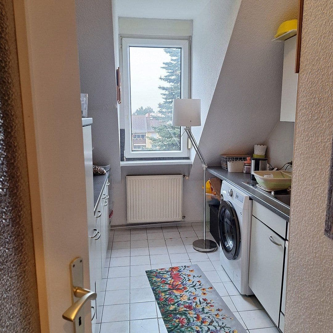 Pronájem bytu 1+kk 41 m², Frankfurt, Hessen Pronájem bytu 1+kk 41 m², Frankfurt, Hessen