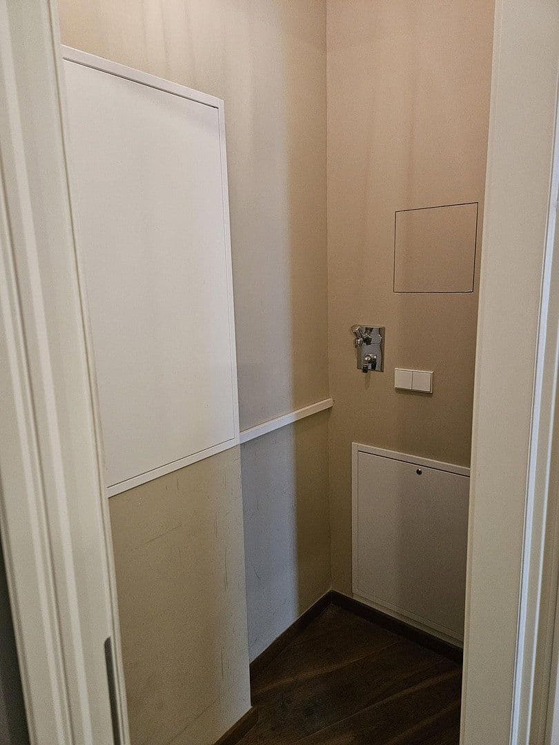 Prodej bytu 4+1 130 m², Neue Grünstraße 2, Berlin, Berlín Prodej bytu 4+1 130 m², Neue Grünstraße 2, Berlin, Berlín